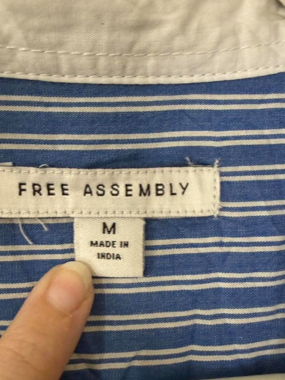 Free Assembly 100% Cotton Blue Striped Button-Up With Green Sleeves Size XS - Picture 4 of 6